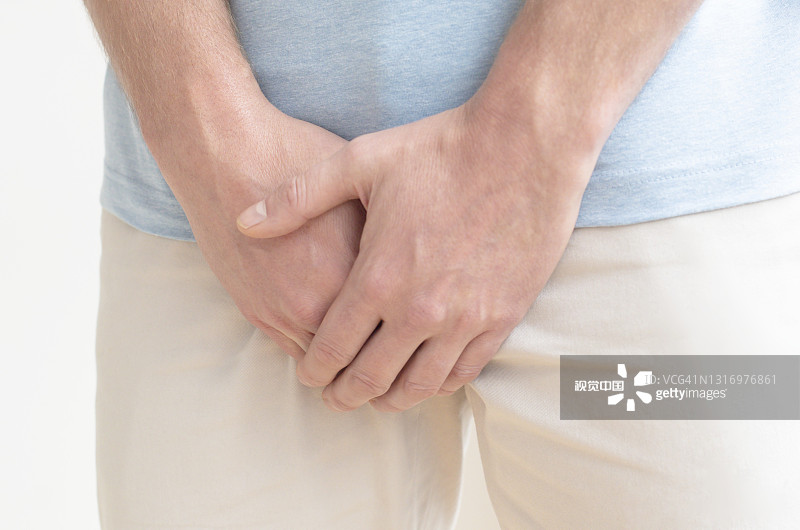 [南京男科]-小便是前列腺炎的“报警器”，若有3个异常，前列腺可能破败不堪